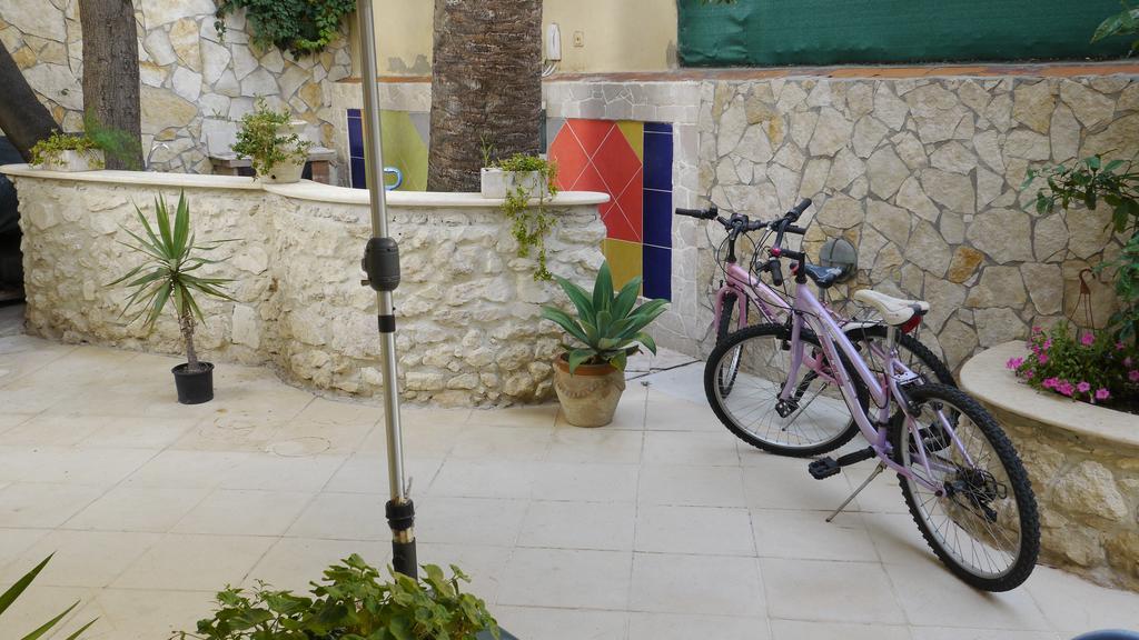 Marina Poetto Bed & Breakfast Cagliari Exterior photo