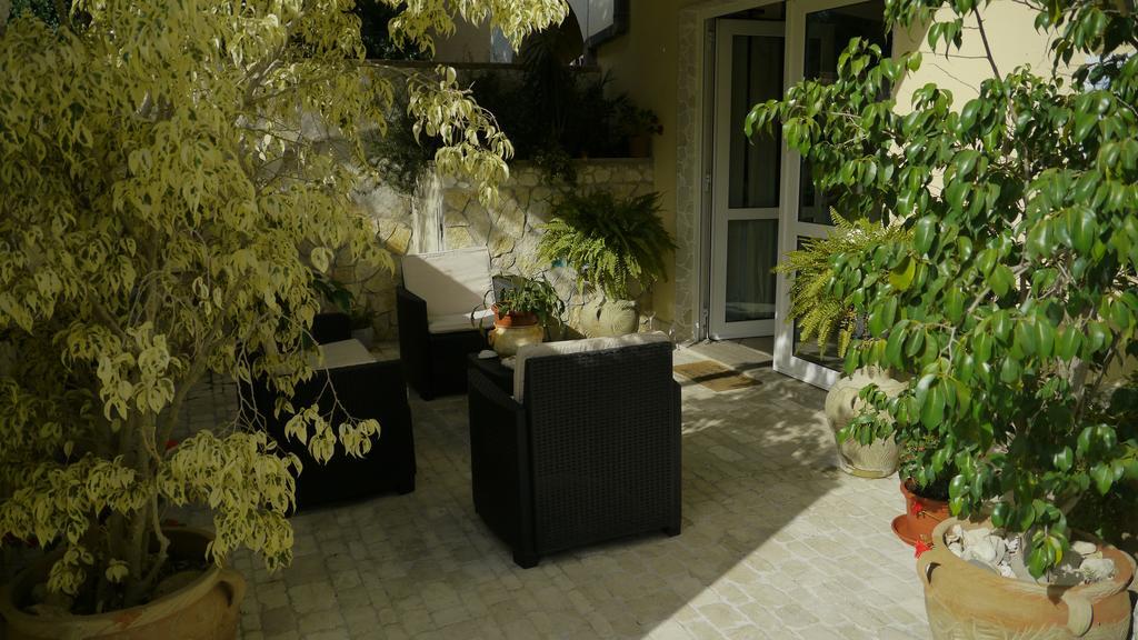 Marina Poetto Bed & Breakfast Cagliari Exterior photo